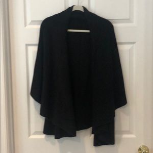 Black Shawl Sleeveless Topper